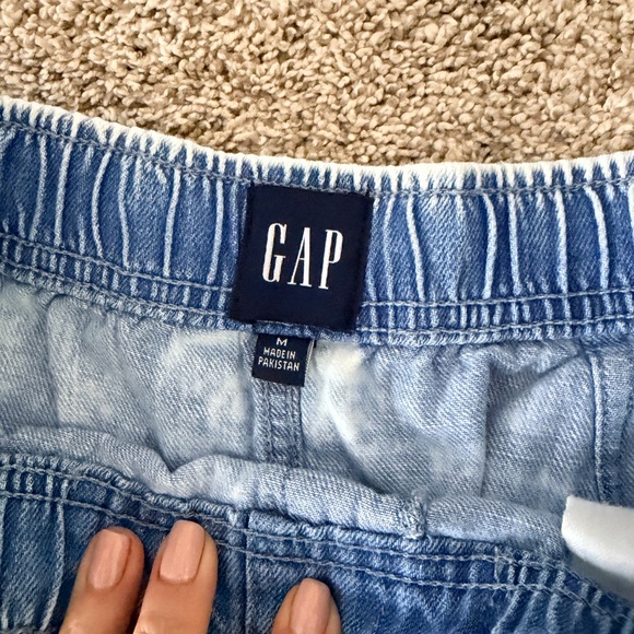 Women's Gap Denim Shorts with drawstring - Picture 5 of 5